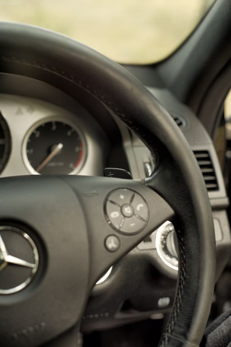 Volan Mercedes C W204 cu padele airbag volan plafon scaun fata usa far