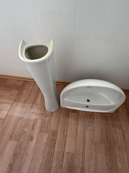 Продам раковину для ванной. Новая