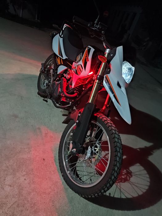 Продам мотоцикл новый