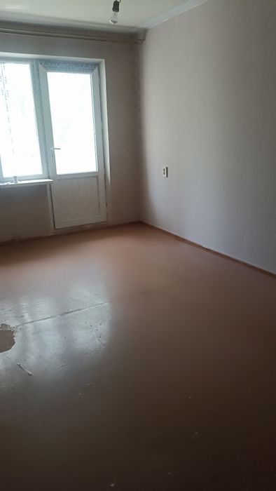 Продам квартиру, 3-х комнатную