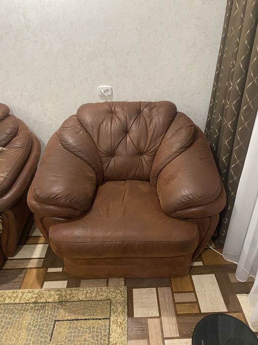 Диван в хорошем состоянии