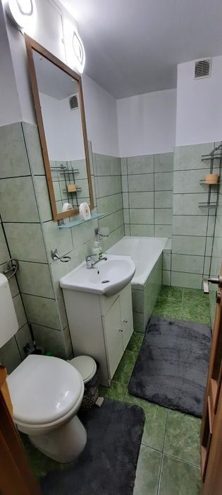 Inchiriez apartamernt cu 1 camera in Cluj.