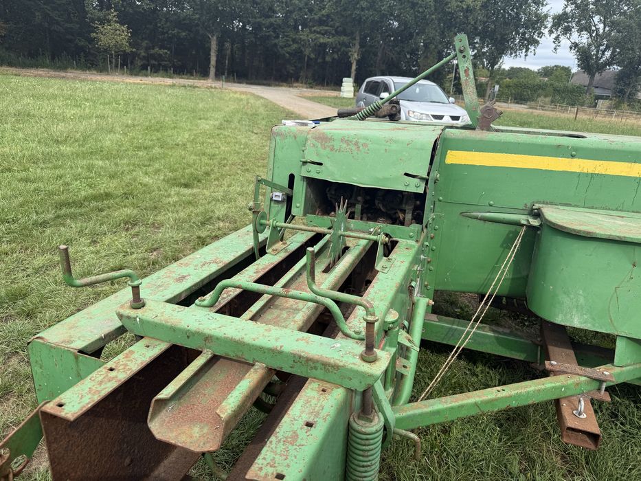 Vand balotieră john deer 342