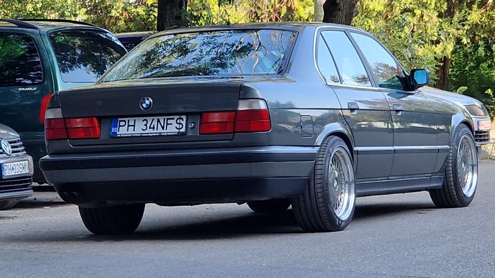 Bmw 525i E34 12 valve 1989 148000 km carte service
