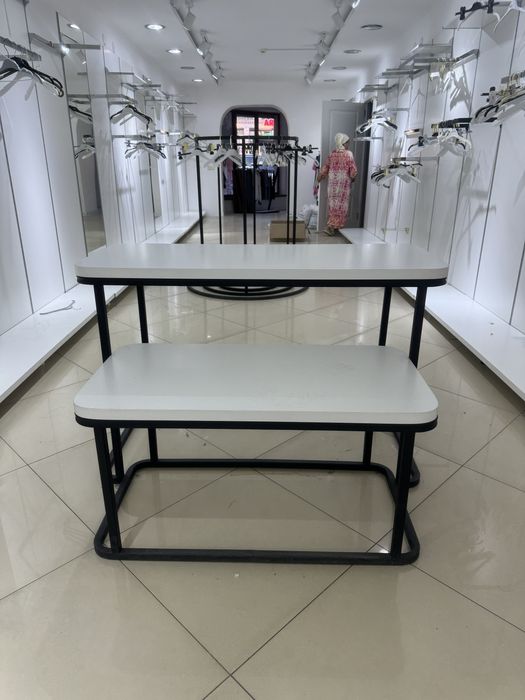 Продается мебель для магазина