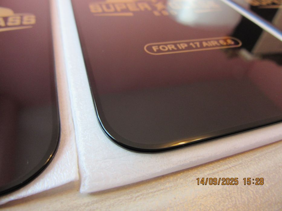 Apple iPhone 17 / Pro / Max / Air / ESD Full Glue Стъклен протектор