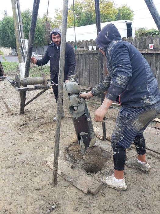 Foraje Puturi apa si denisipari