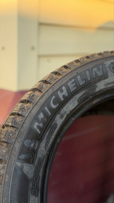 Зимние шины Michelin 255/50/R19
