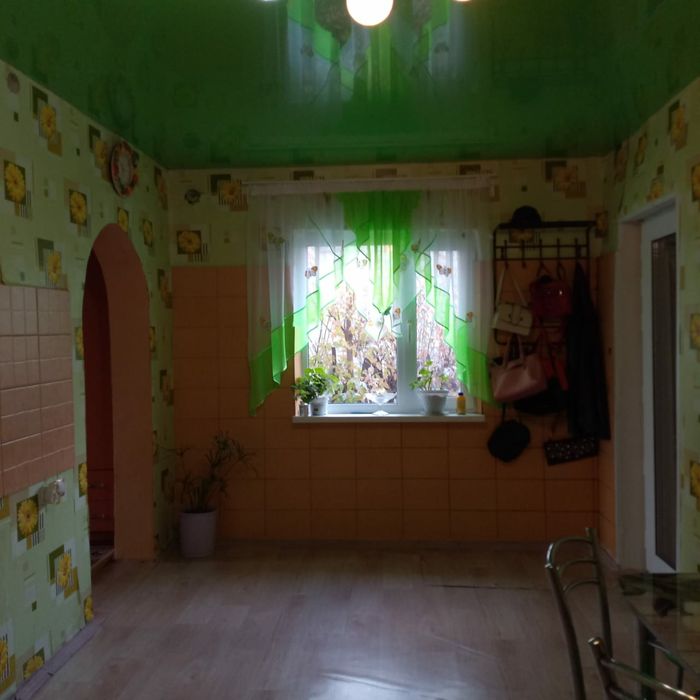 Продаю  большой дом