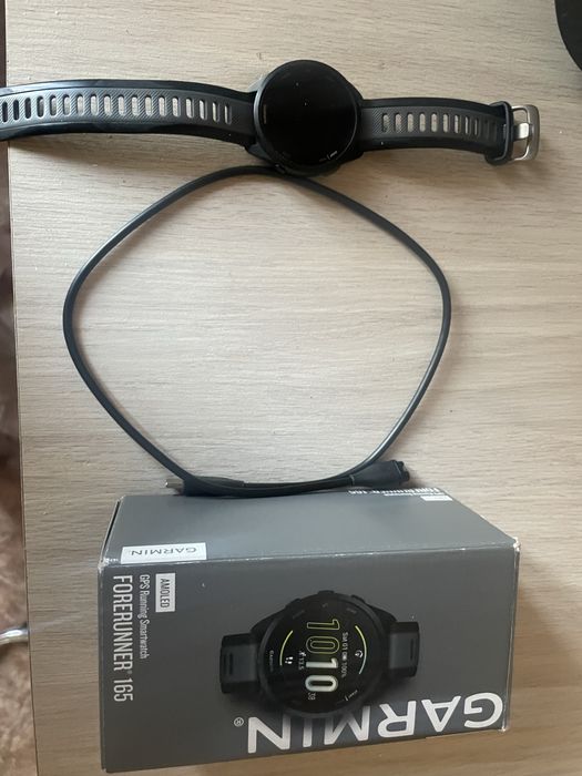 Спортивные часы Garmin forerunner 165