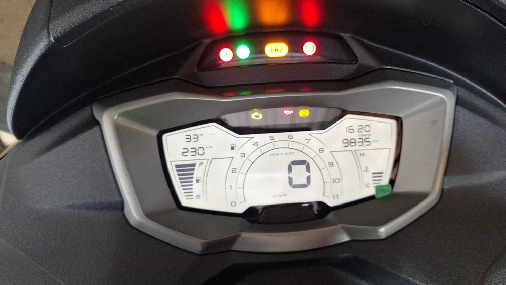 Piaggio MP3 310 2025