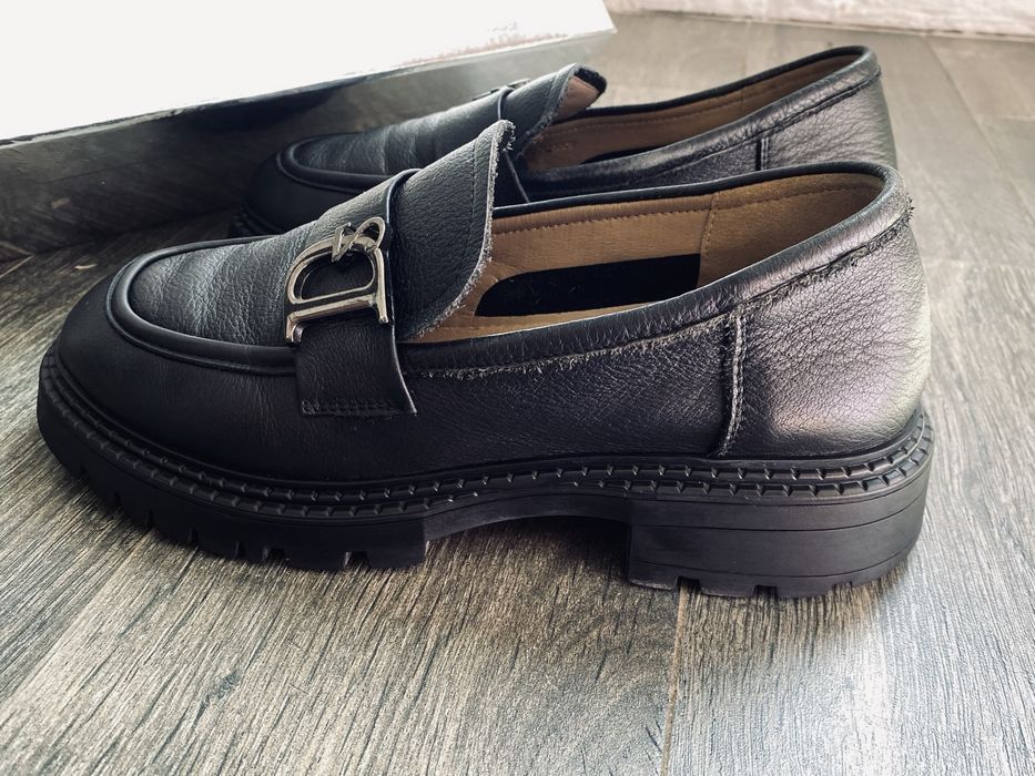 Женские лоферы Vensi