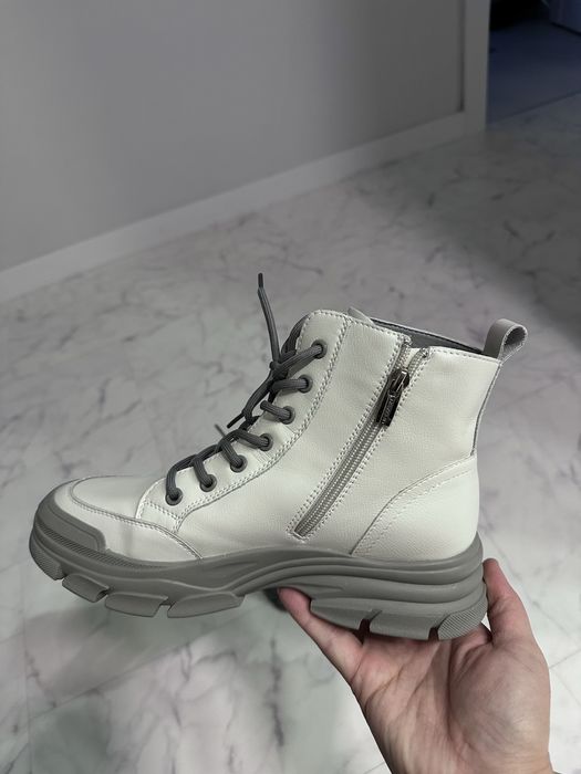 Осенние ботинки 40р