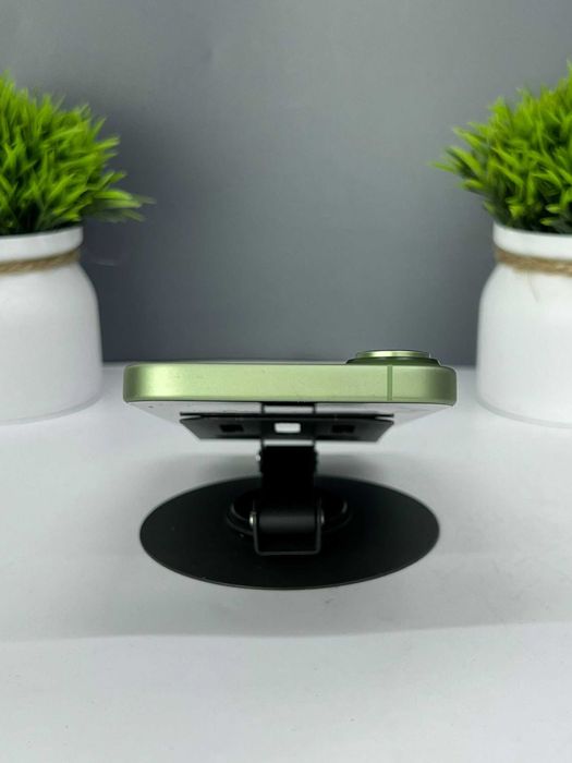 Apple iPhone 17 256GB, зеленый 12717а5705