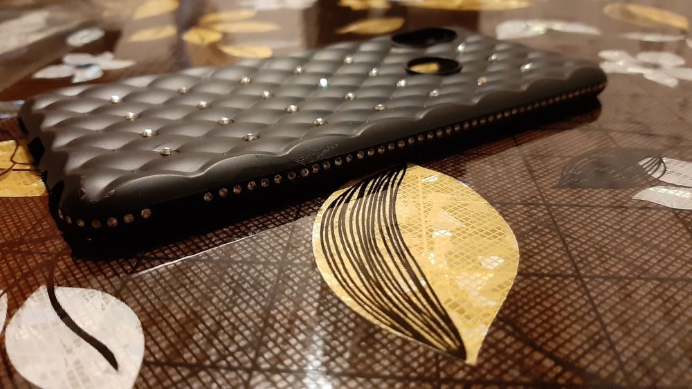 Продам чехол на Xiaomi