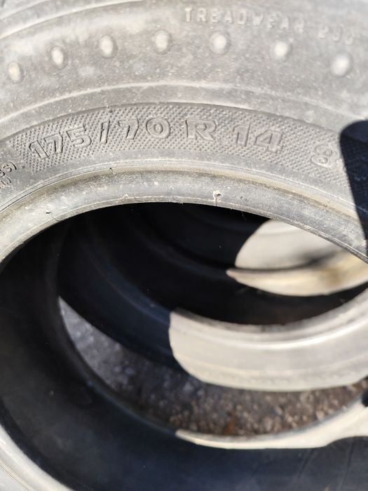 Vând 4 cauciucuri Michelin