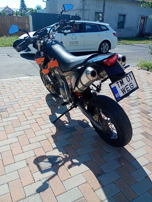 Vând super moto KTM 650 LC4