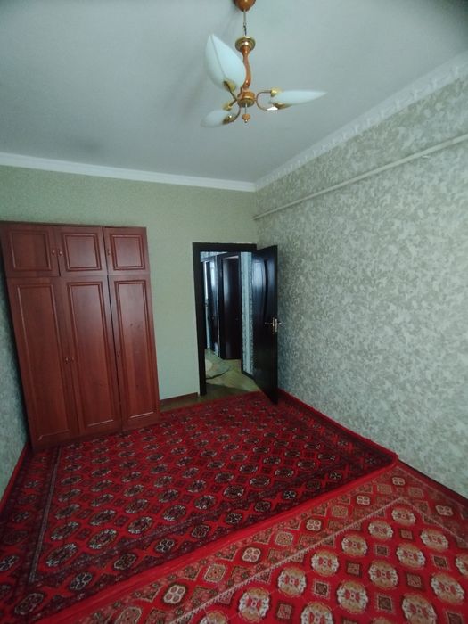 Аренда квартира 3 комната 2-эт. 22 м/к 5/8 дом Наргиз астановка жолы