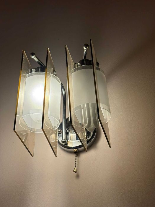 Vand diferite corpuri de iluminat