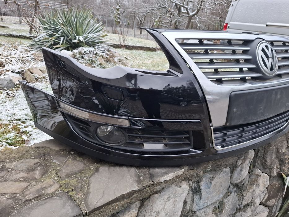 Vând bara fata VW PASSAT B6 originala cu spalatoare