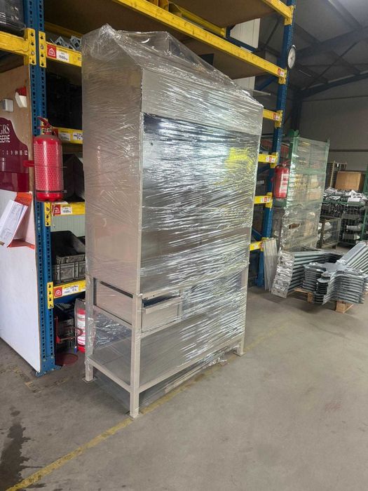 Banc de lucru / sudura profesional, dimensiuni 1200mm / 560 mm / 2270 mm