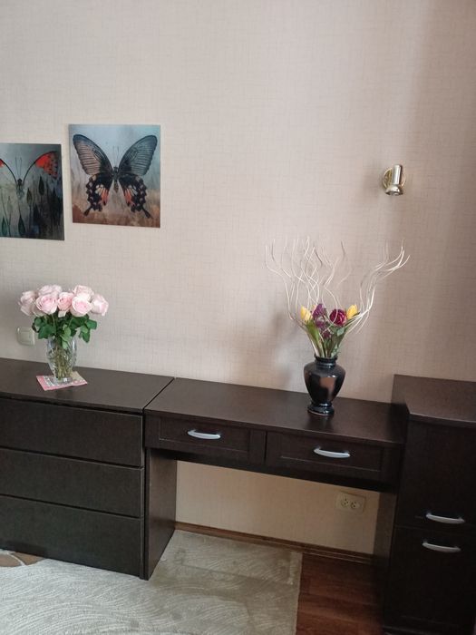 Комод для вещей узкий