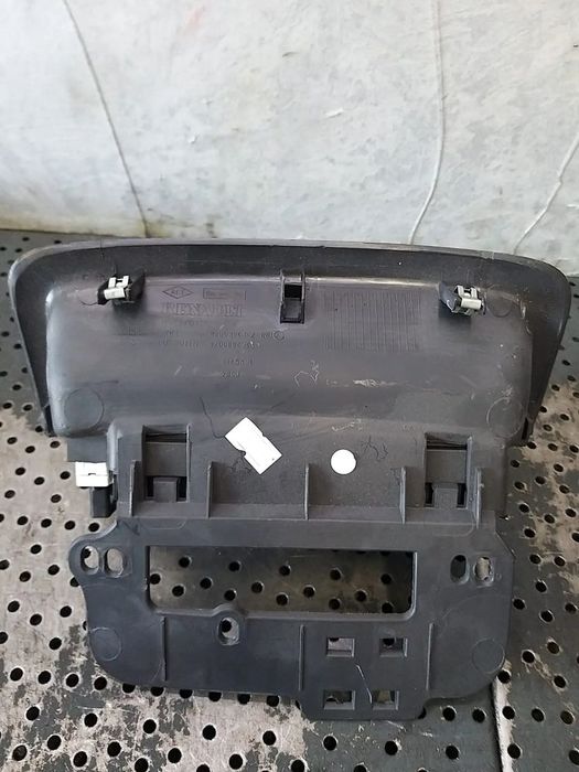 Display navigatie renault clio 3 8200884342 8200884343