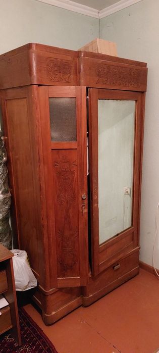 Шкаф СССР деревянный