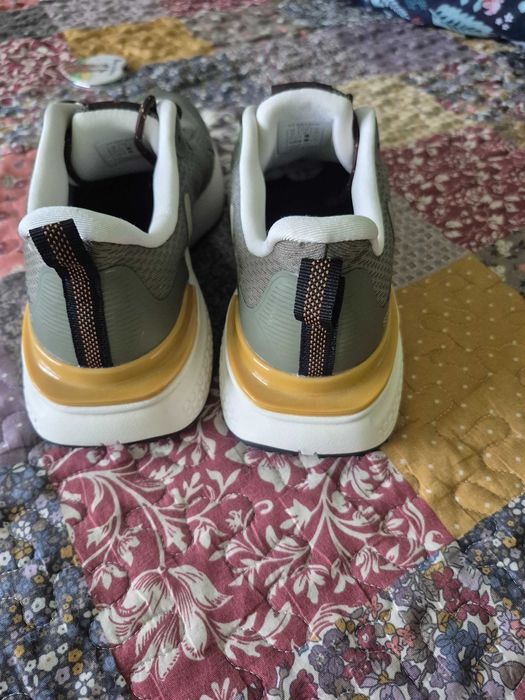 Adidasi polo assasins noi