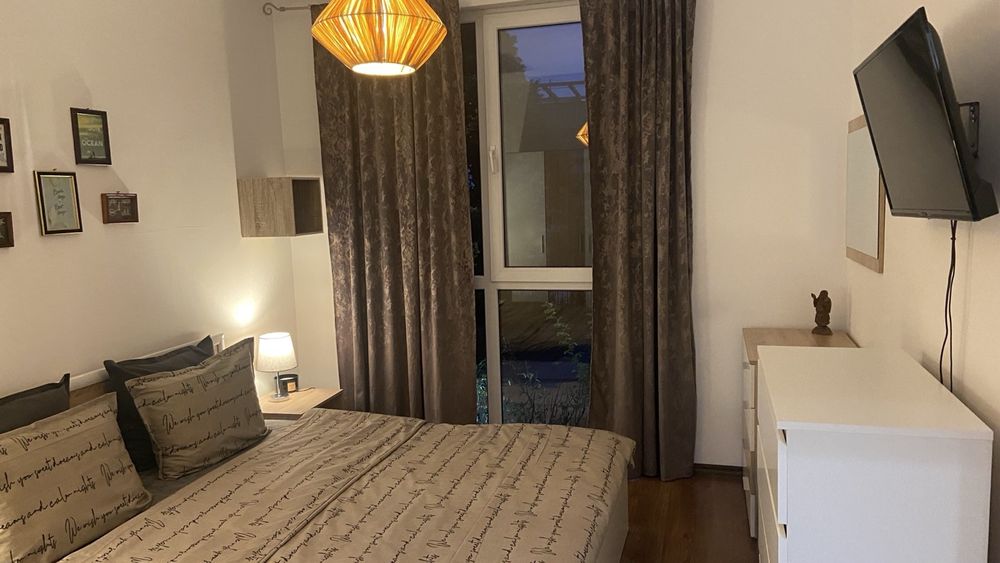 Дава се под наем Тристаен апартамент в Варна, м-т Траката - 70 кв.м за 750 € - Снимка #1