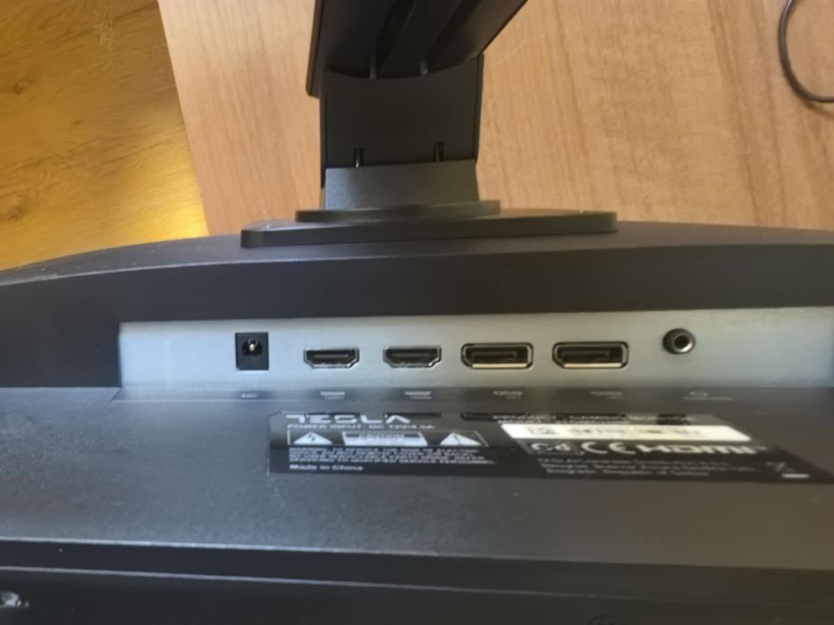 Монитор Tesla - Vision