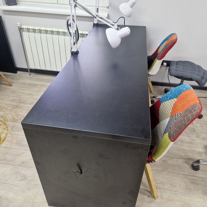 Продам стол. 40000тг