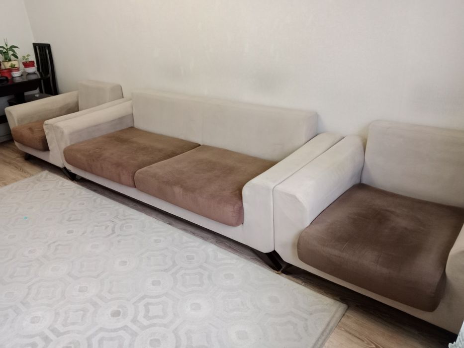 Диван в хорошем состояний