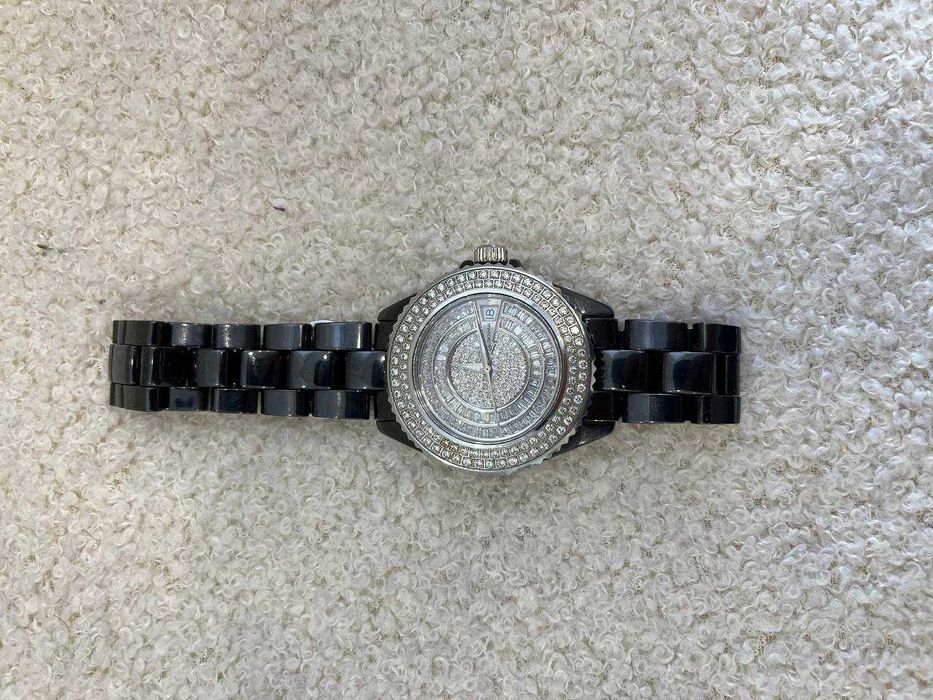 Продаю женские наручные часы! Grovana! Швейцария оригинал!