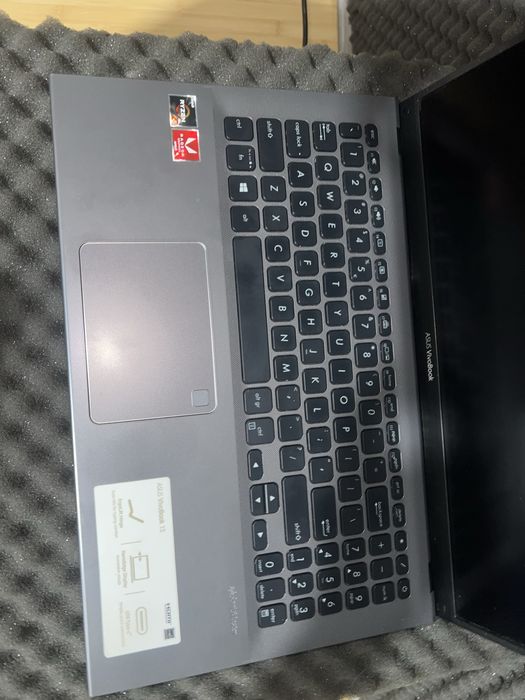 Laptop ASUS VivoBook 15 X512D