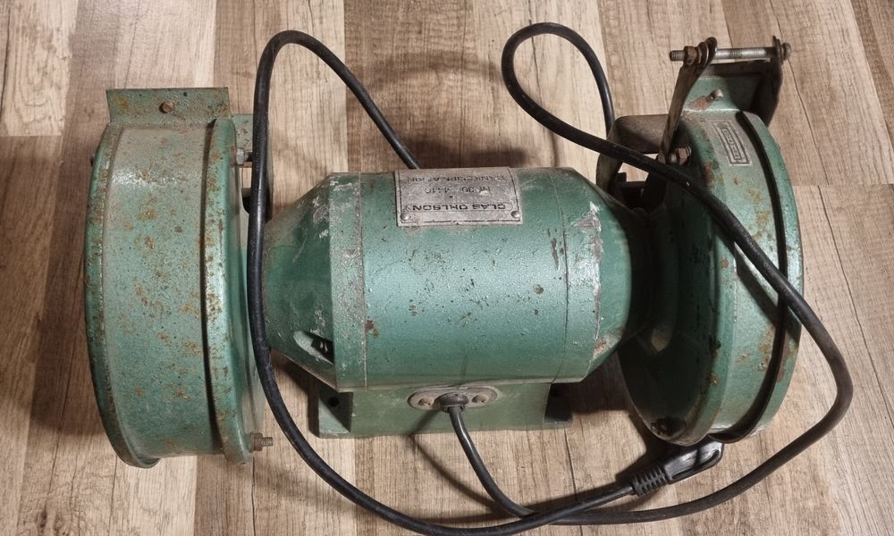 настолен шмиргел Clas Ohlson модел N-30-4410