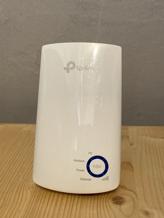 Продаю усилитель интернета TP-Link TL-WA850RE (Wi-fi репитер)