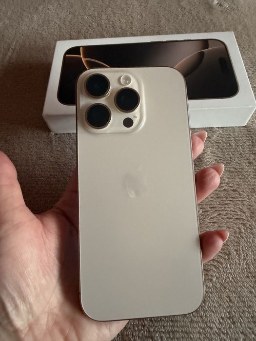 iphone 16 pro  512 GB Desert