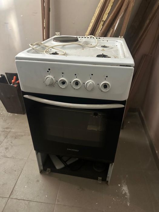 Продам электрическую плиту