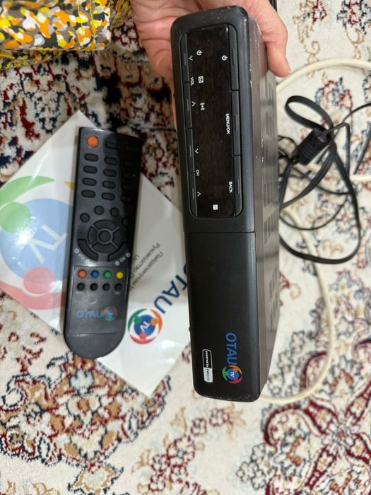 Продаётся тюнер Отау тв