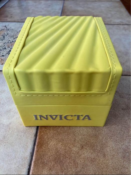 Часовник Invicta Pro Driver 28760