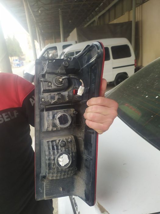 Продаю фару от ИСУЗУ D MAX