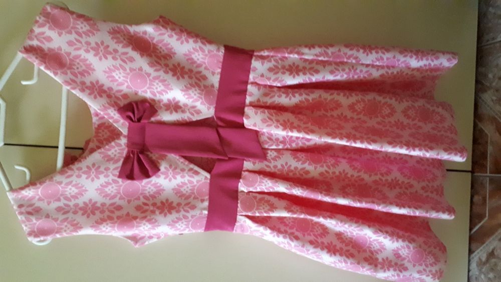 Vand rochie noua ,marimea 36