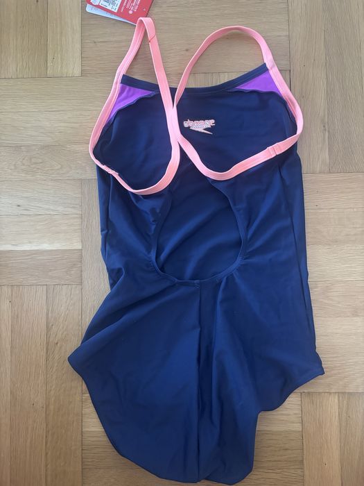 Цял син дамски бански