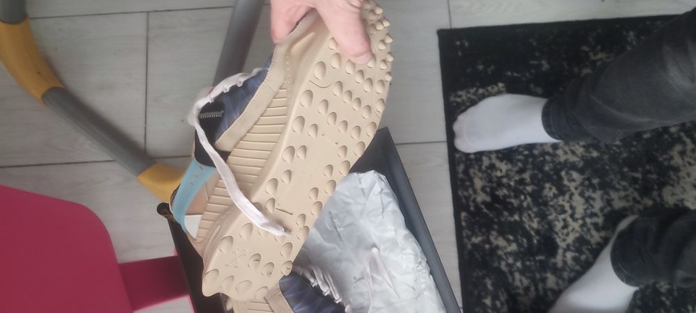 Adidași Off White