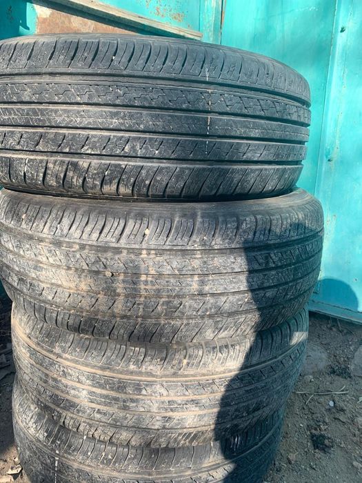 Продам шины 4 шт