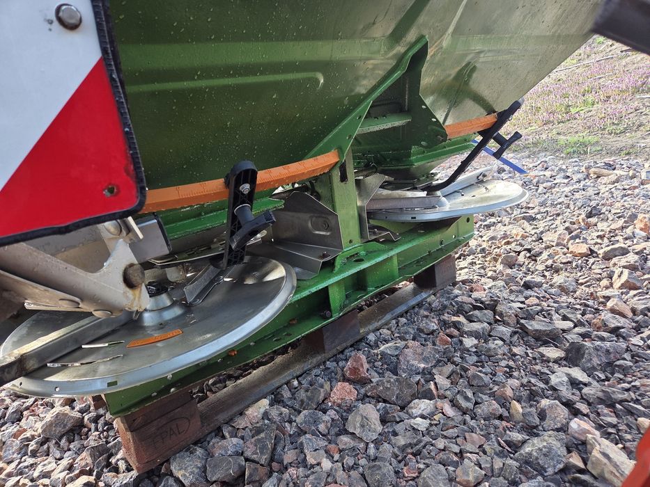 Mig Distribuitor ingrasamant Amazone ZA-M 2200