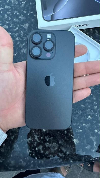 Iphone 16 pro 90% емкость