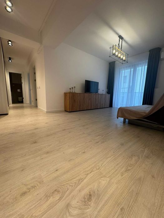 Apartament 2 camere nou / prima inchiriere / loc de parcare