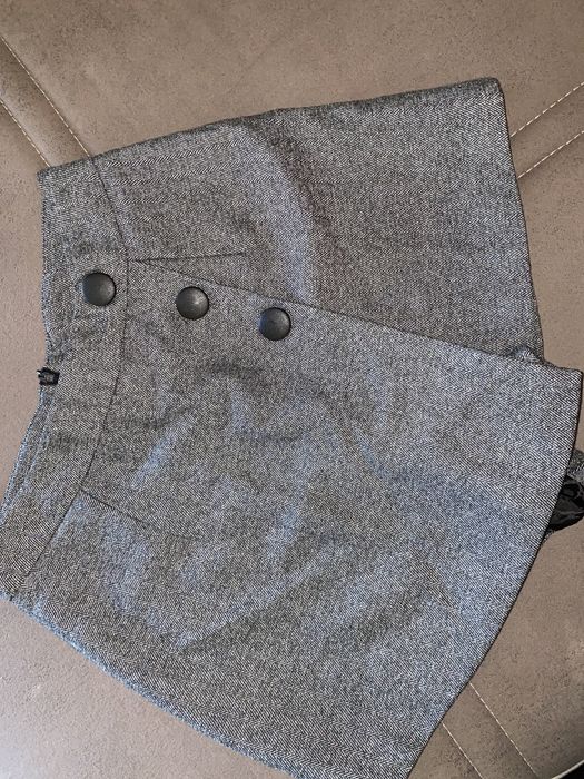 Продам юбку-шорты  женские